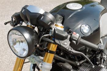 Headlight bracket RnineT